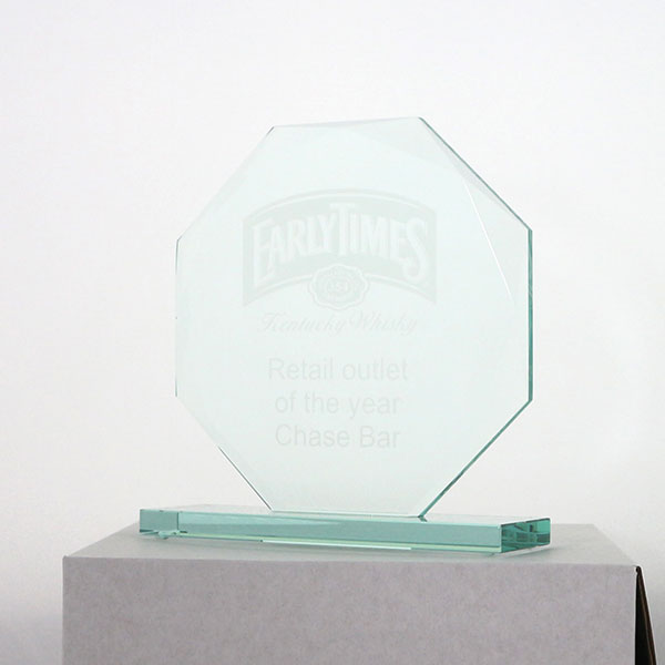 14.5 x 14.5cm Jade Glass Facetted Octagon Award - Engraved