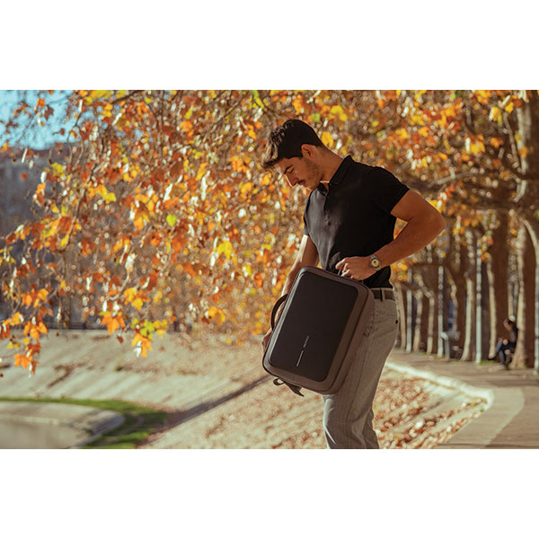 XD Design Bobby Bizz 2.0 Anti-Theft Backpack and Briefcase